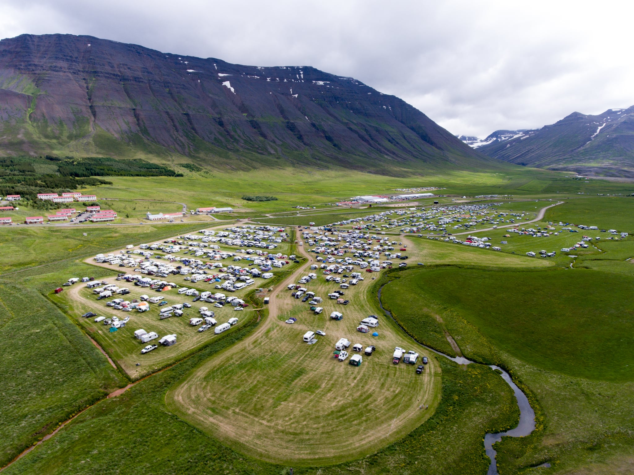 Tjaldsvæði Tjaldsvæði yfirlitsmynd